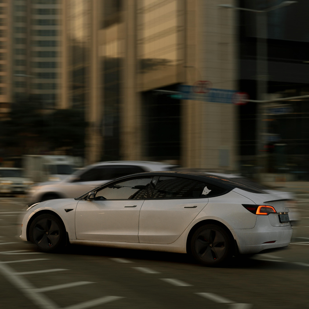 Ceramic vs Carbon Tint Profitability: Smarter Profit Guide | HIGHCOOL