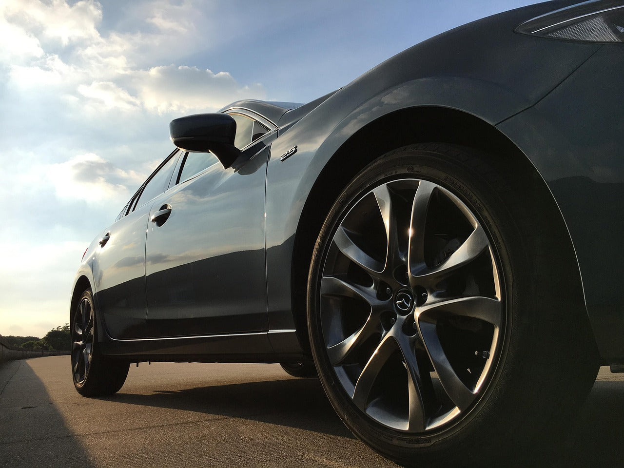 How to Tint Your EV Legally Without Sacrificing Comfort | HIGHCOOL