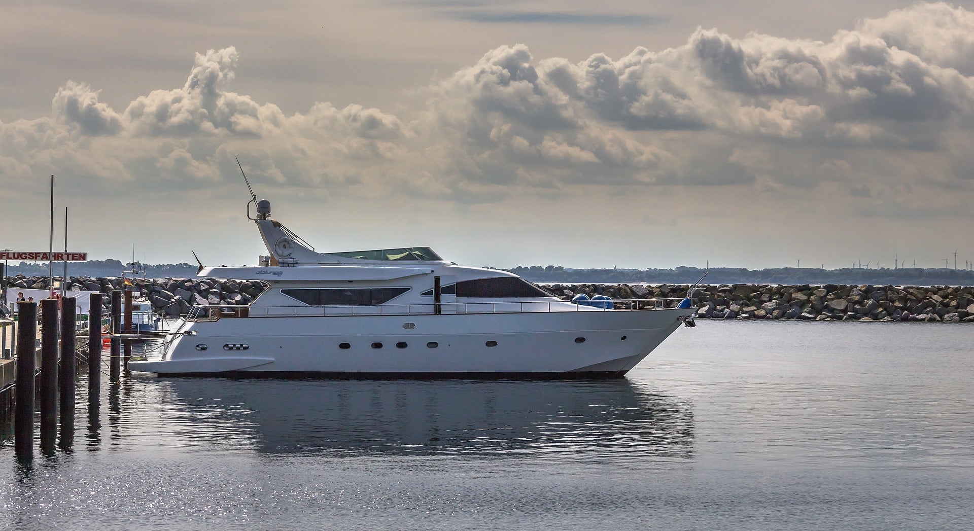Marine Ceramic Coating: 3 Reasons Why Your Boat Needs It | HIGHCOOL