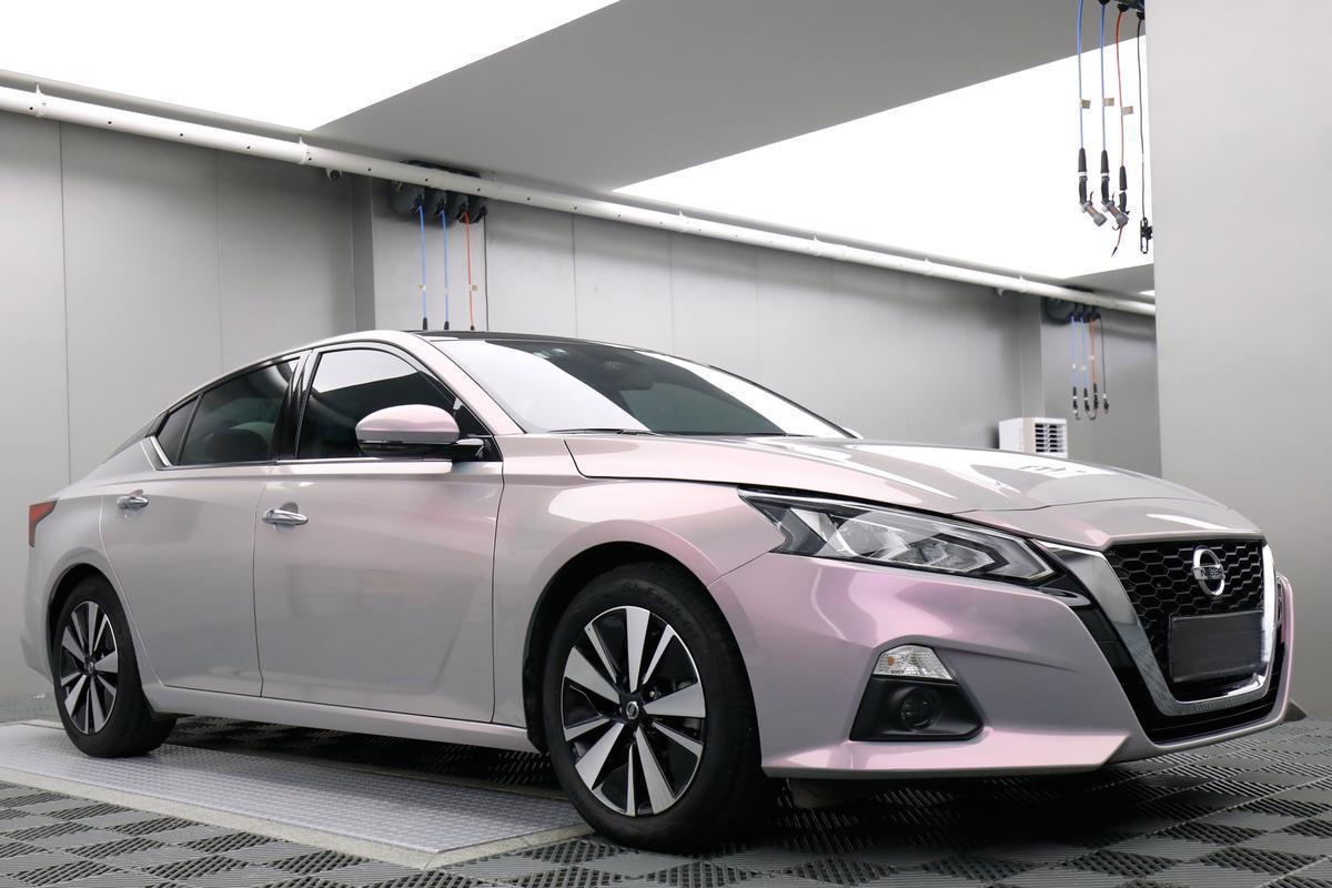 Dream Volcanic Ash Vinyl Wrap, detail view 3 | HIGHCOOL