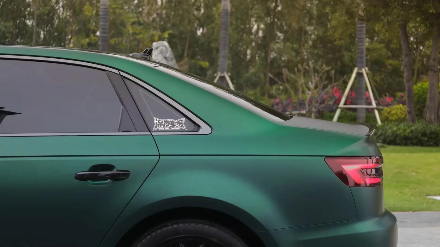 Matte Venom Green Vinyl Wrap