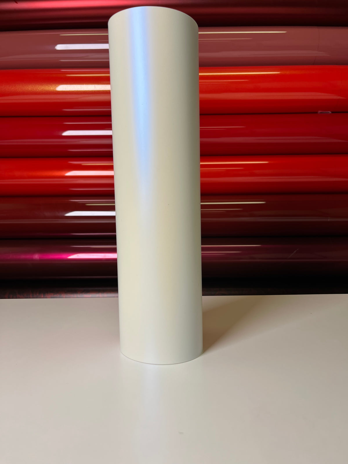 Electro White to Blue Vinyl Wrap, detail view 2 | HIGHCOOL
