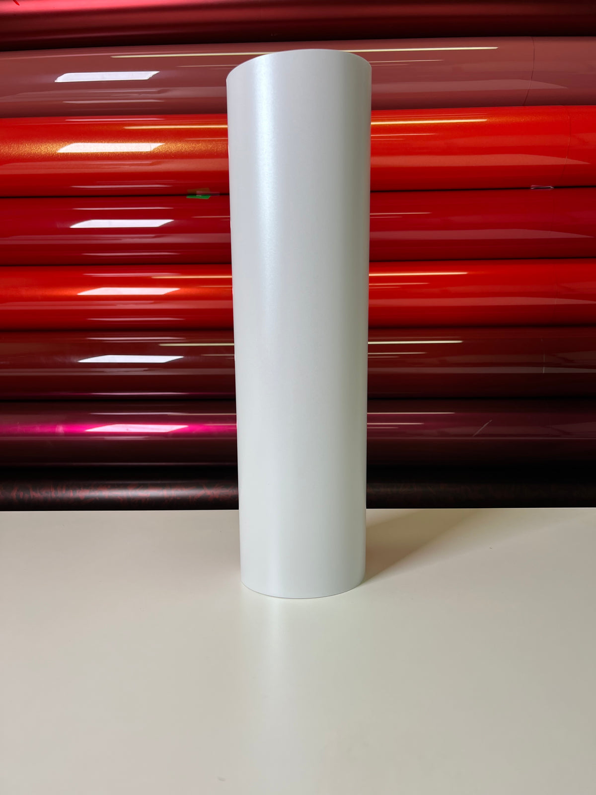Electro Metallic White Vinyl Wrap, detail view 2 | HIGHCOOL