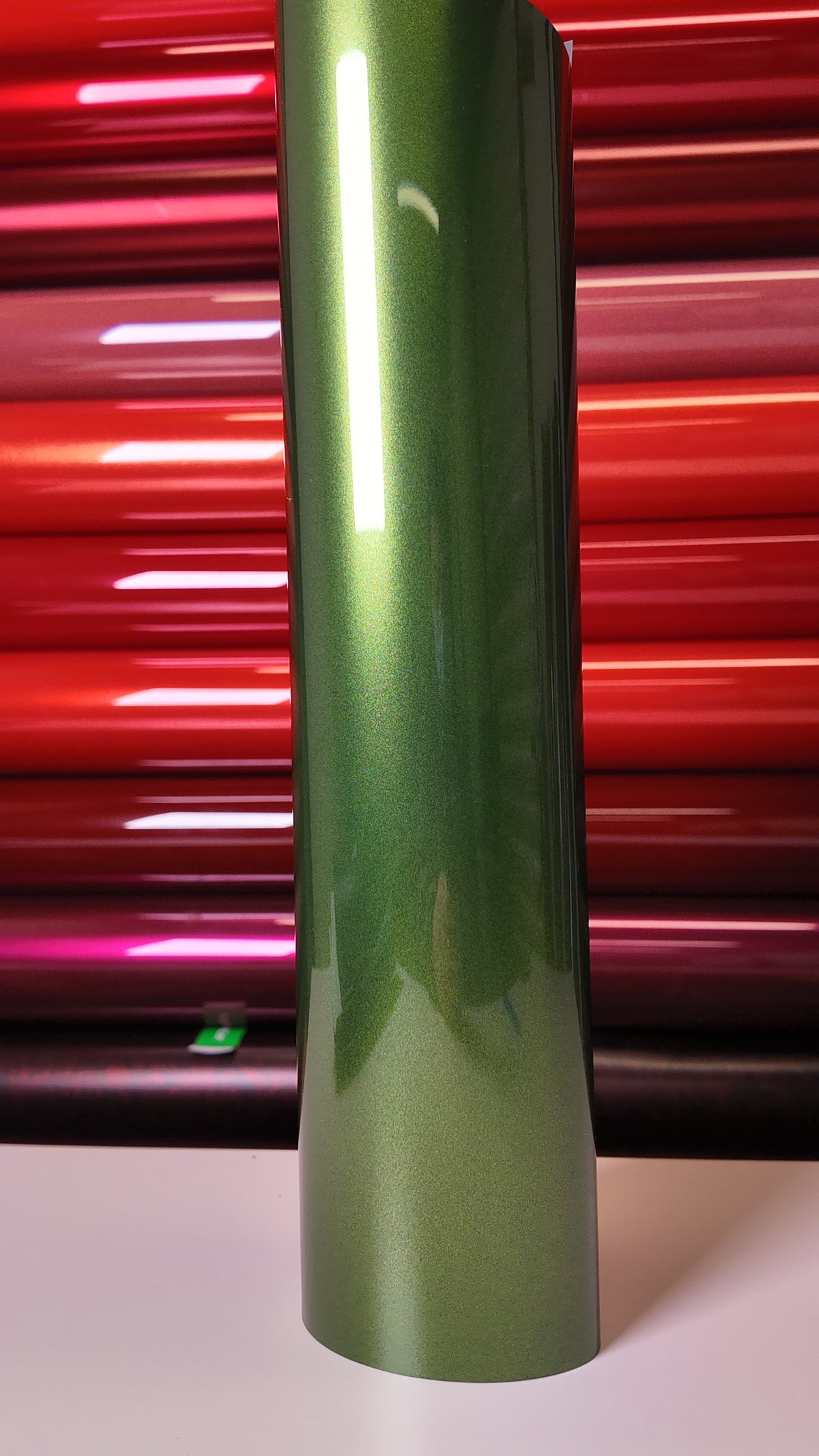 Ultra Bright Metallic Mamba Green Vinyl Wrap, detail view 2 | HIGHCOOL
