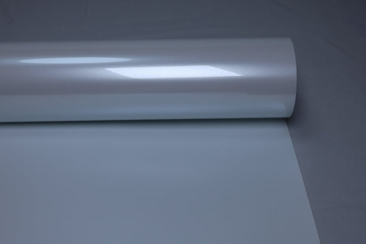 HIGHCOOL Gloss Metallic White Vinyl Wrap (CP2177) real sample photo