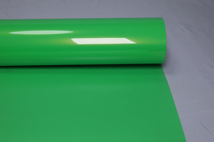 HIGHCOOL Chameleon Color Shift Apple Green Vinyl Wrap (CP2187) real sample photo