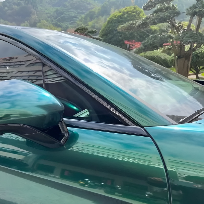 Glossy Metallic Royal Green Vinyl Wrap, detail view 3 | HIGHCOOL