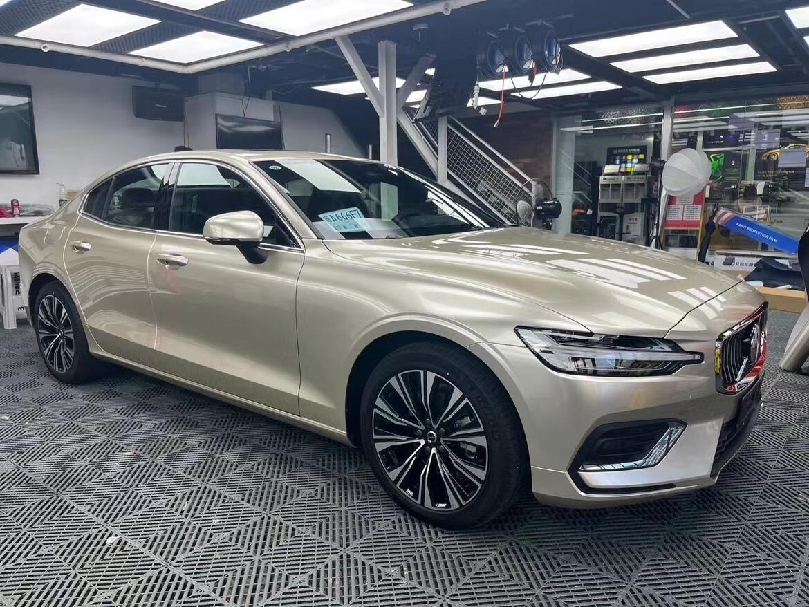 Super Bright Metallic Gold PVC Vinyl Wrap Film