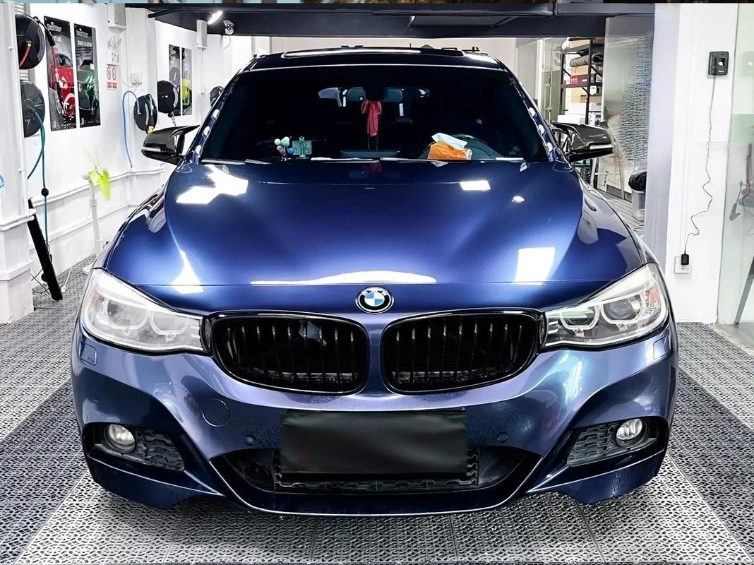 Super Bright Metallic Galactic Blue Car Wrap Vinyl